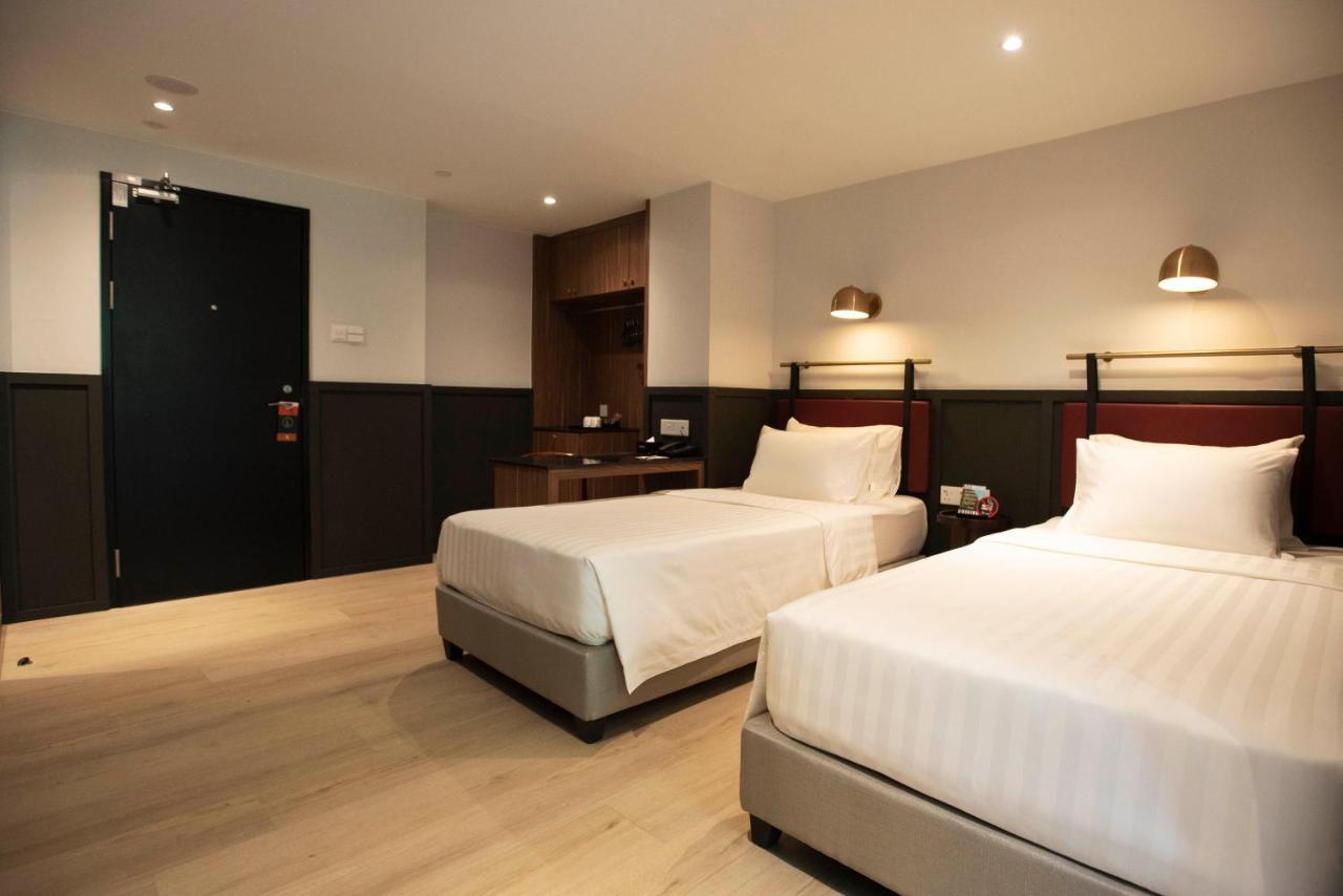 Monocolo Boutique Hotel Kota Kinabalu Buitenkant foto